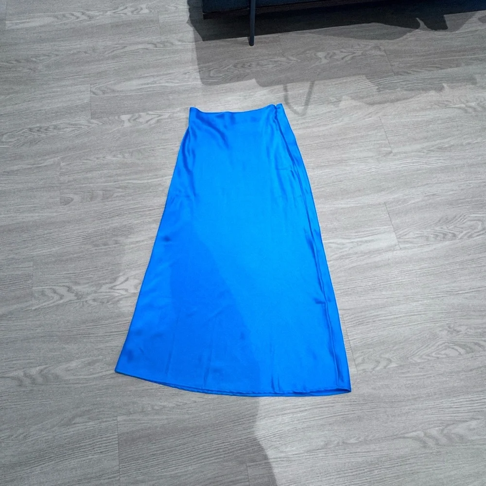 Meshki Royal Blue Satin Ensemble - Picture 3 of 9